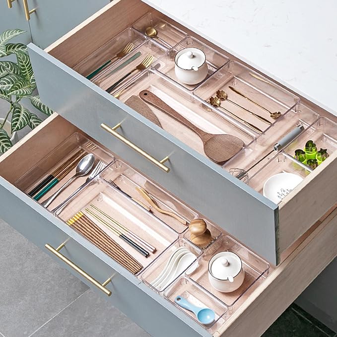 8 Pack Clear Drawer Organizer, 4 Sizes Organization and Storage Trays, Drawer Organizer Bins for Kitchen, Vanity, Bathroom, Office