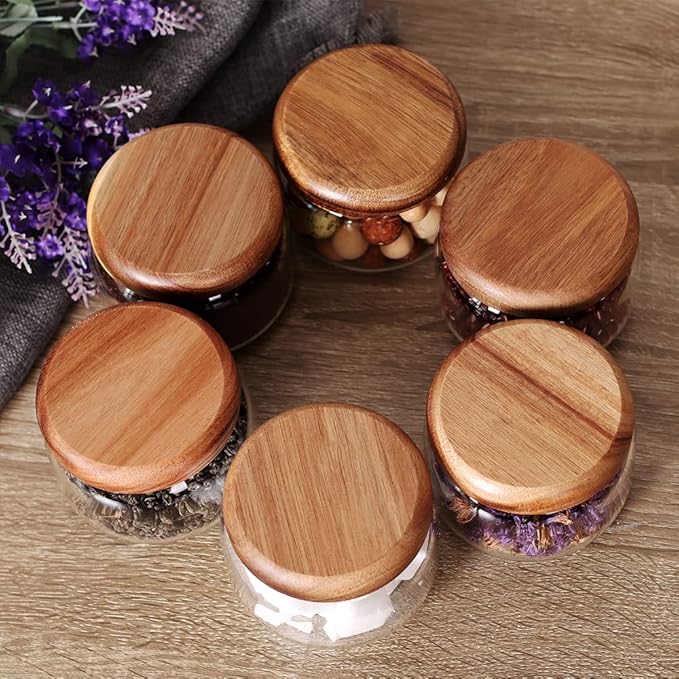 SAIOOL Kitchen Canisters Set of 6-8.5oz Glass Spice Jars With Acacia Airtight Lid and Labels Round Spice Bottles for kitchen Seasoning Baby Food Kids Snacks Meal Prep Containers Candle